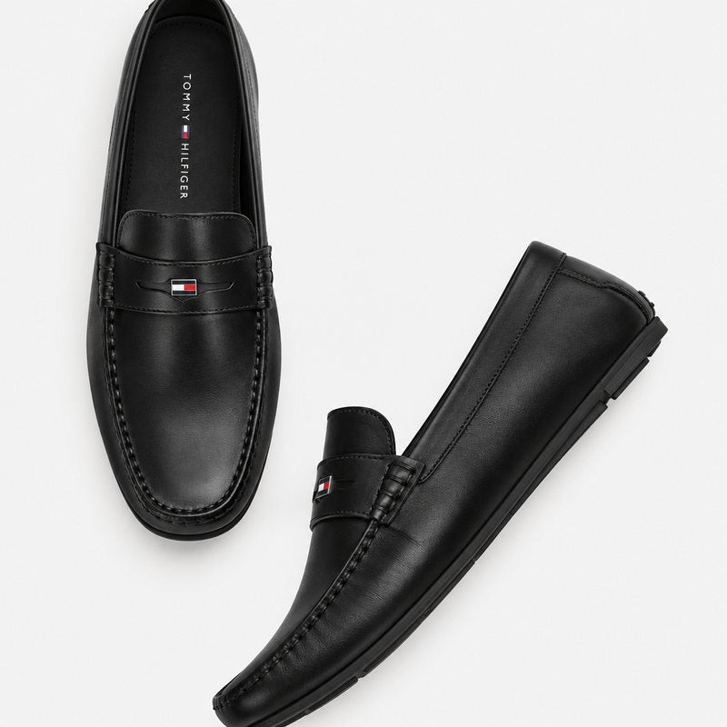 Tommy Hilfiger – Mocassin noir (P.43)