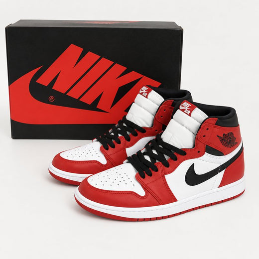 Air Jordan – Sneakers rouge, blanc et noir (P.45)