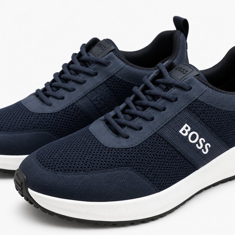 Hugo Boss – Sneakers bleu (P.43)