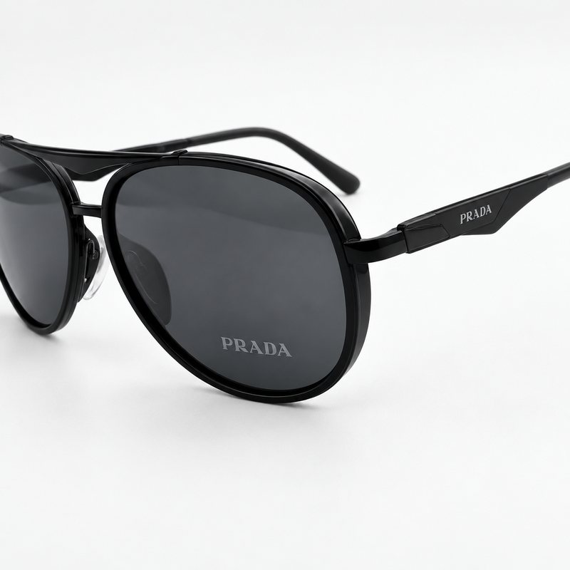 Prada – Lunettes de soleil